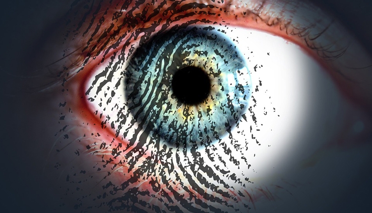 Фото - Российские банки внедрят идентификацию клиентов по сетчатке глаза»