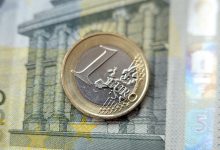 Фото - Глава ВБ Малпасс: слабость евро и высокая инфляция повысят риски рецессии в Европе