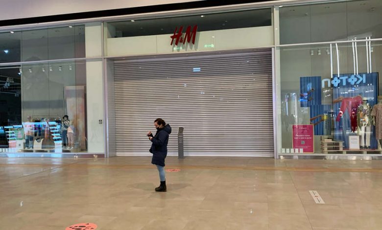 Фото - «Известия»: флагманские магазины H&M продолжат работу в России после 30 ноября