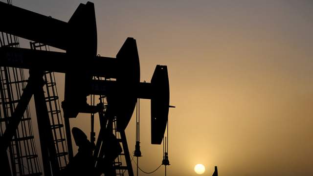 Фото - Аналитик объяснил причины принятия ОПЕК+ решения снизить добычу нефти